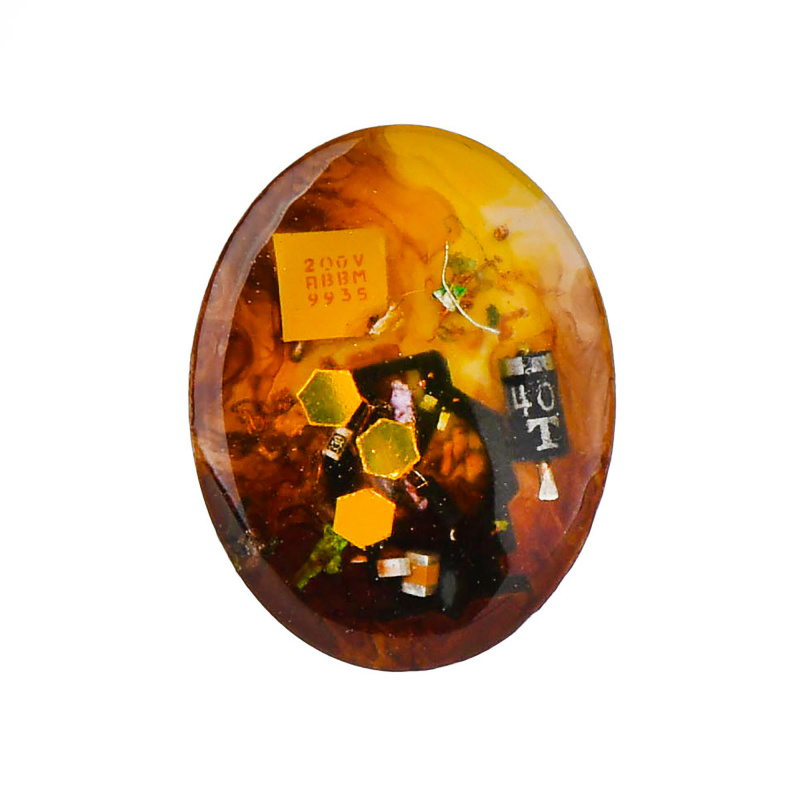 elegancka przypinka do marynarki