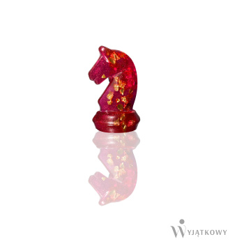 Niespotykana przypinka do marynarki amarantowy goniec