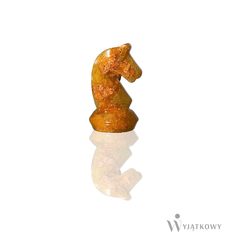 Przypinka Miodowy Konik prawy z miedzianymi elementami