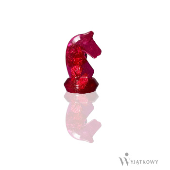 Oryginalna przypinka do marynarki konik szachowy