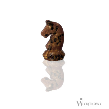 Przypinka Mosiężny Konik lewy z czarnymi elementami