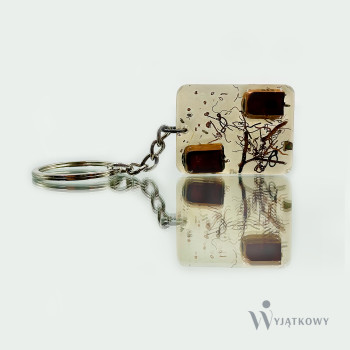 Unikalny brelok handmade w klasycznych stylu.